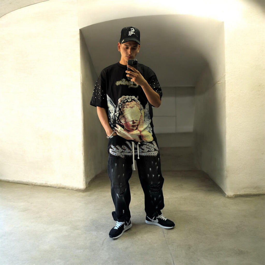Mixed Emotion Angel Graphic Tee – Black
$80.00
Size XL · 1 unit available