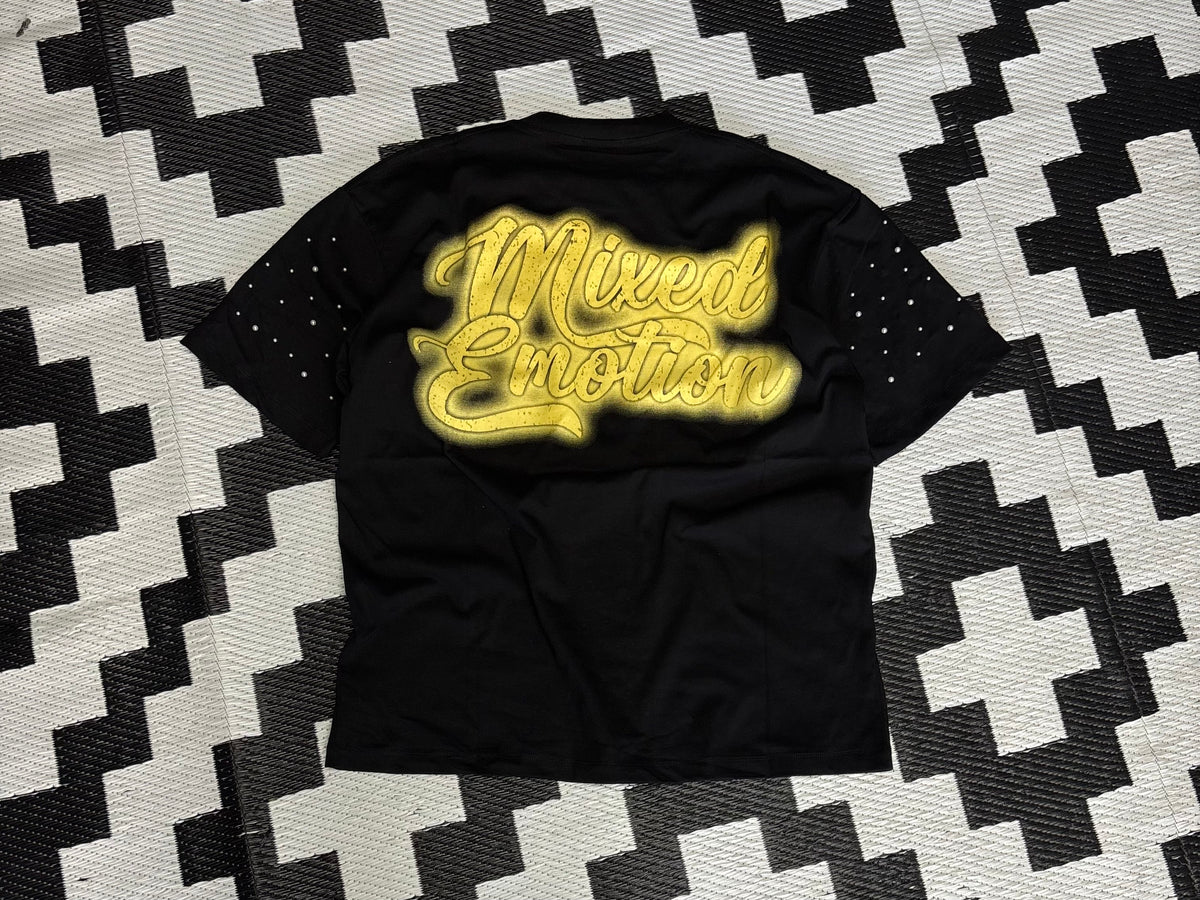 Mixed Emotion Angel Graphic Tee – Black
$80.00
Size XL · 1 unit available
